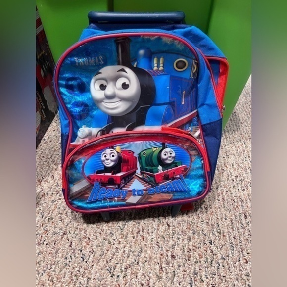 Thomas the train book bag with‎ wheels - Picture 1 of 6